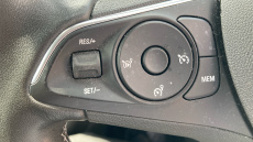 Vauxhall Crossland 1.2 Design 5dr Petrol Hatchback
